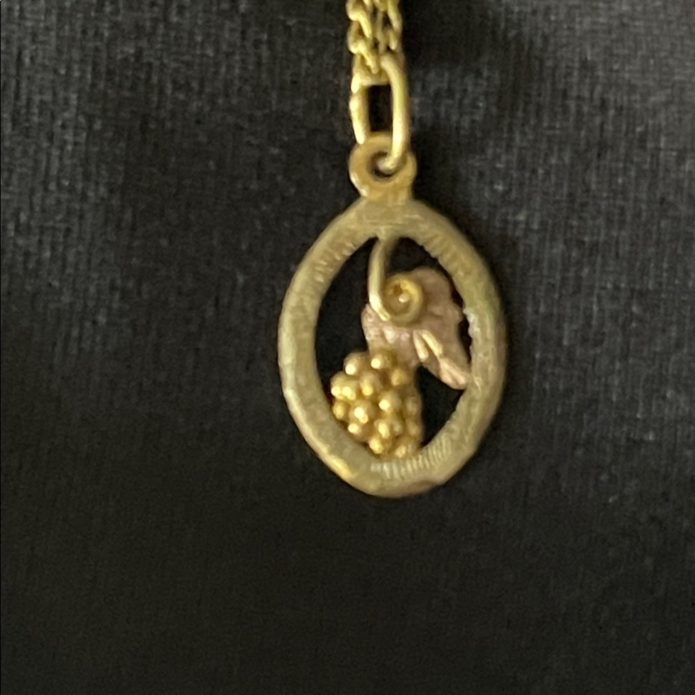 Black Hills Gold Necklace